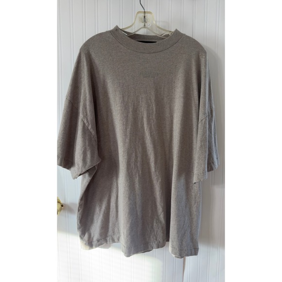 ESSESNTIAL Fear of God Essentials Mock Neck Oversized T Shirt Beige Mens Size L - Picture 2 of 5
